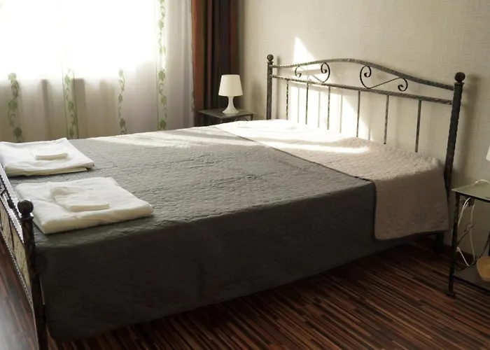 Str Primaverii Cu 2 - Manastur * Kluž